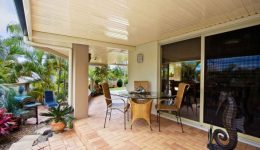 Stratco outback verandah