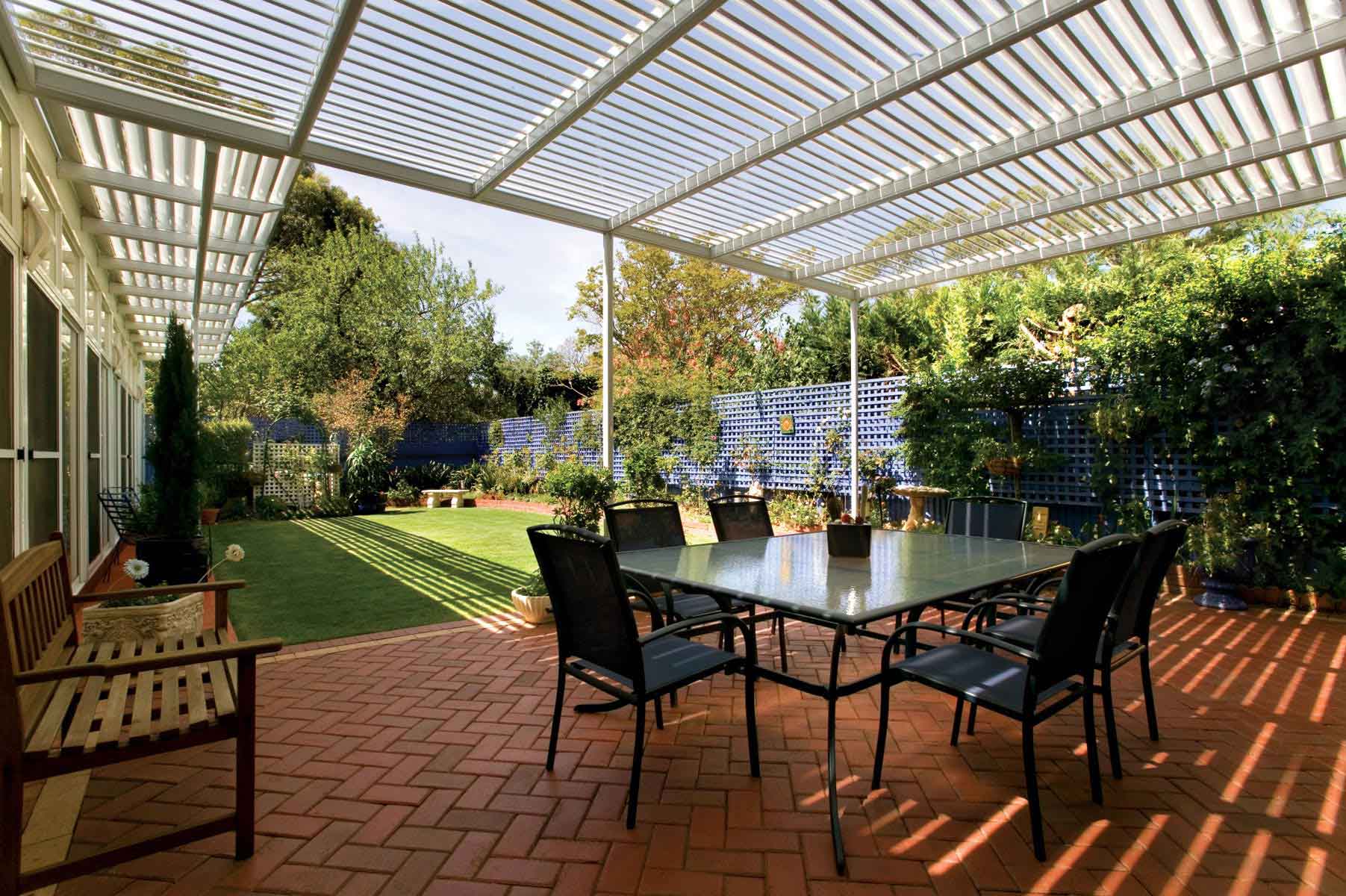 Top 6 Benefits of Steel Pergolas