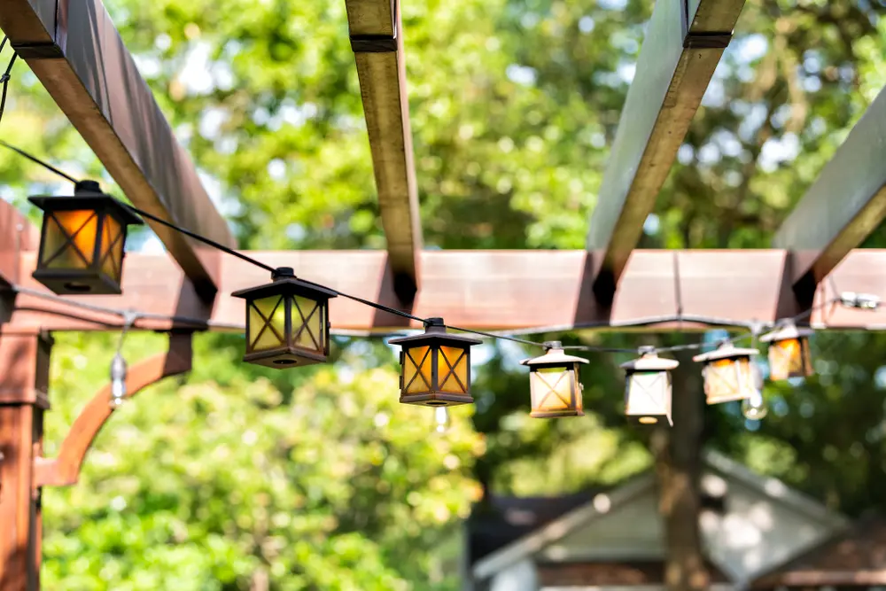 How to String Lights on a Pergola: Easy Steps for Stunning Ambiance