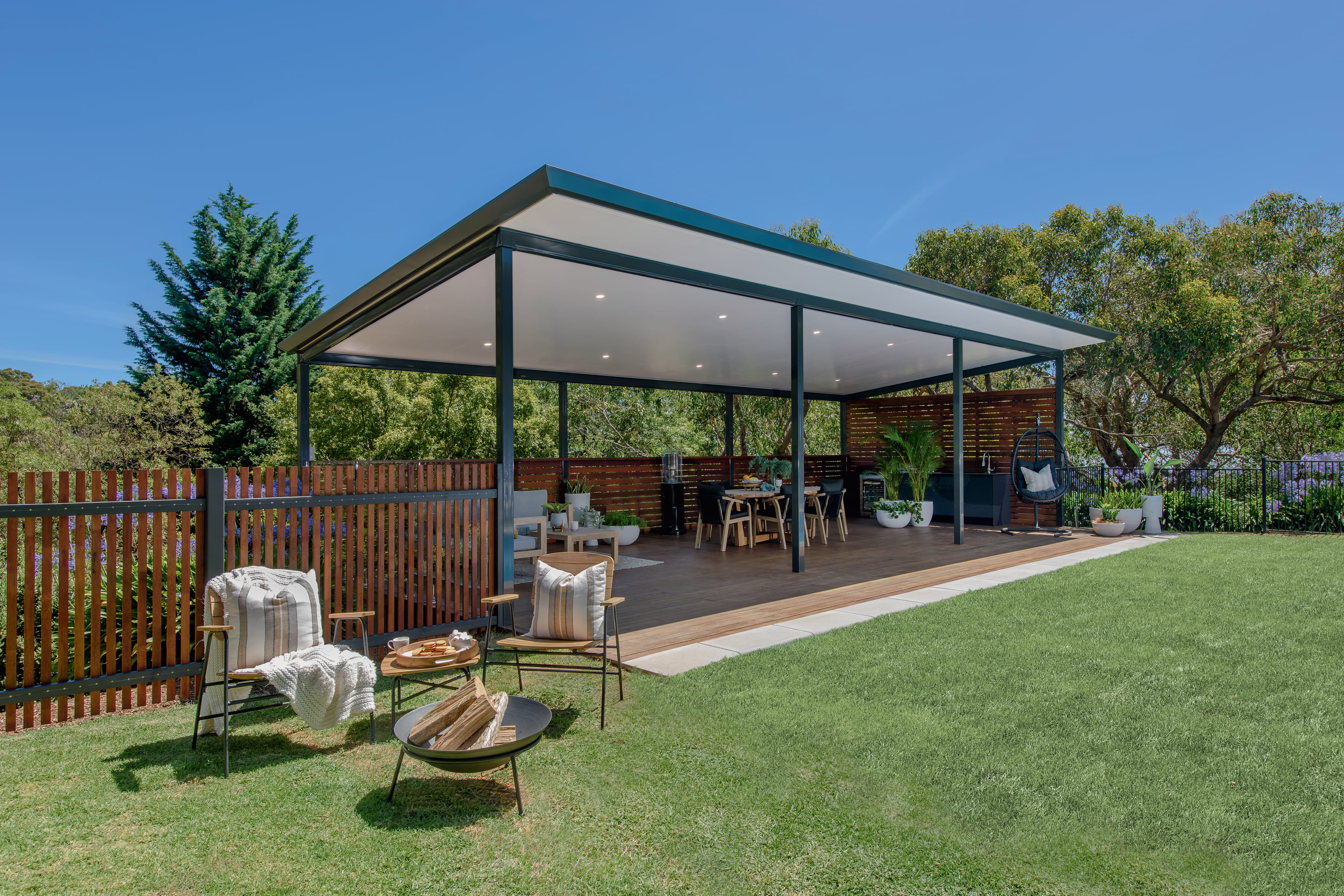 , Shade Blade, Sunroof or Insulated Roof: Which Stratco Roof Suits Your Patio?
